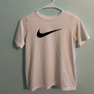 Athletic Nike T-shirt!